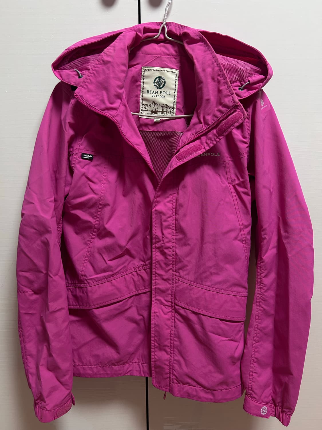 빈폴 아웃도어 핑크 바람막이 자켓 90 상품이미지2
