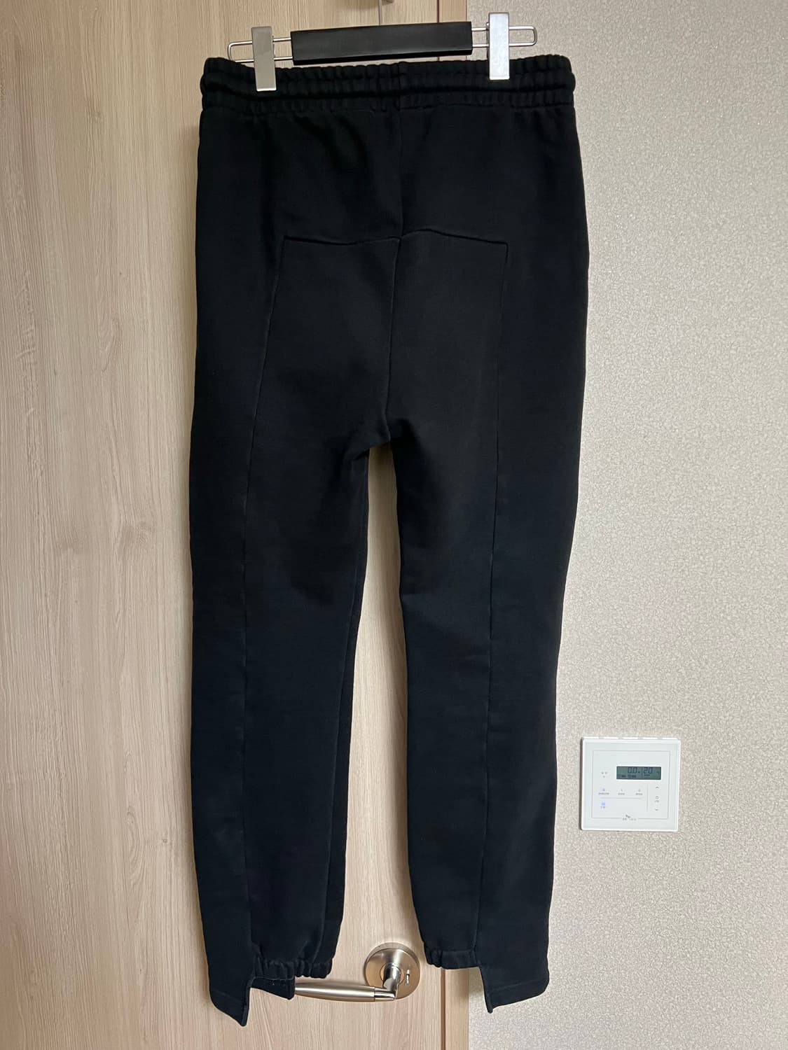 [m] 베트멍 챔피온 패러디 조거팬츠 블랙 상품이미지2