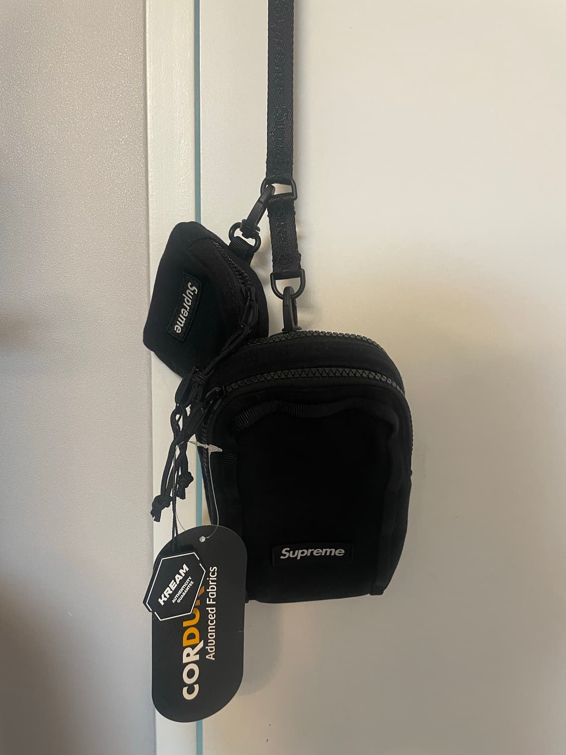 슈프림 카메라 백 + 미니 파우치 상품이미지1