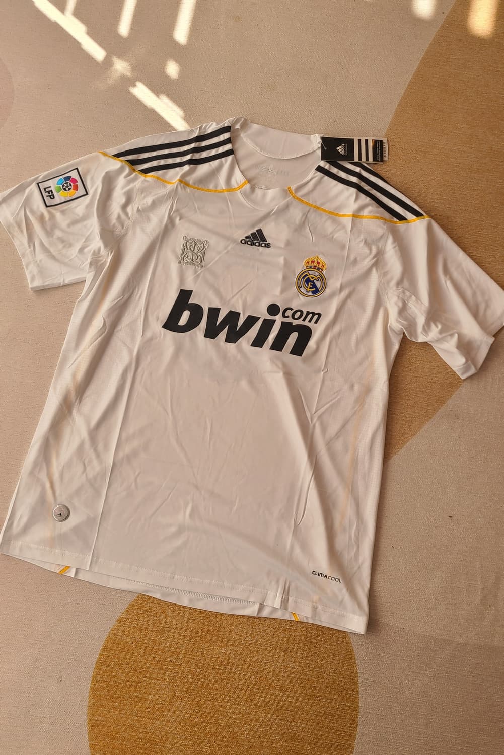 레알마드리드 호날두 데뷔 시즌 유니폼 상품이미지2