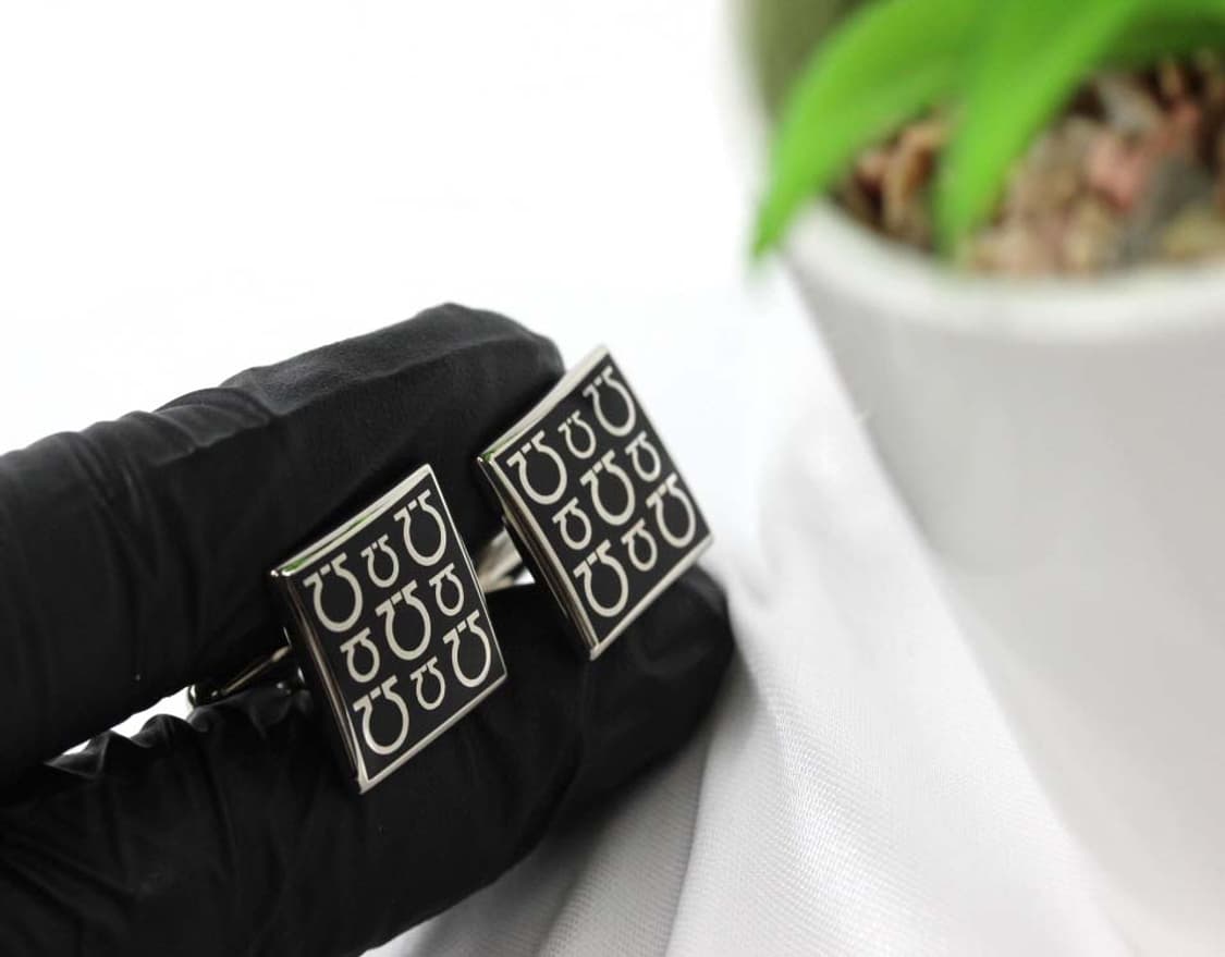 페라가모 A등급 남자 명품 커프스 상품이미지6