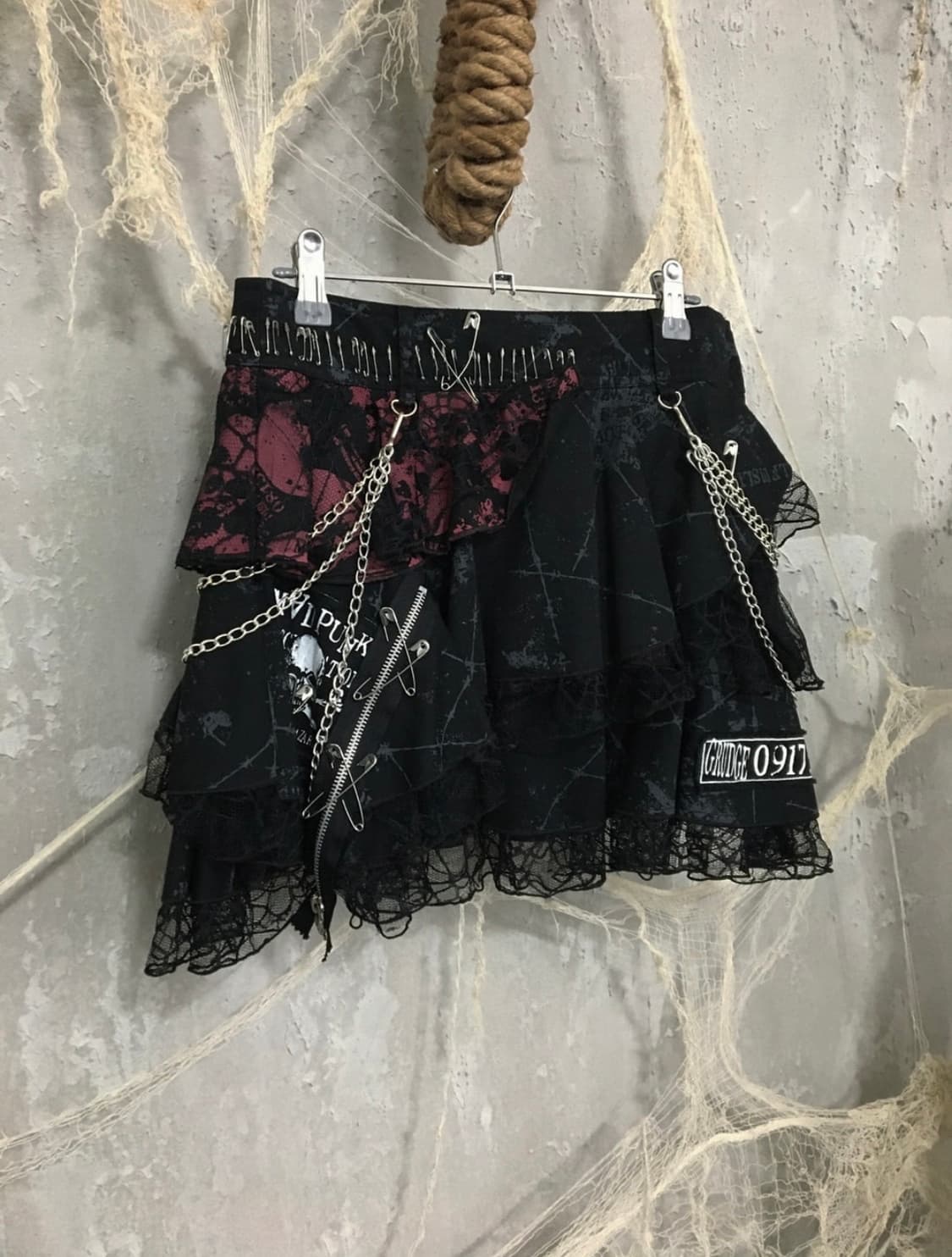 Mad Punks Chain Detail Skirt 상품이미지4