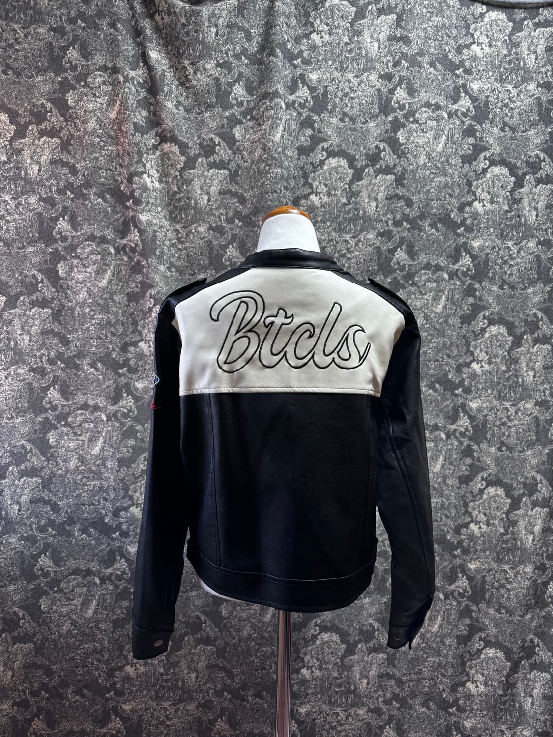 bitter cells 비터쉘즈 에코 레더 레이싱 자켓(제니착용) 상품이미지3