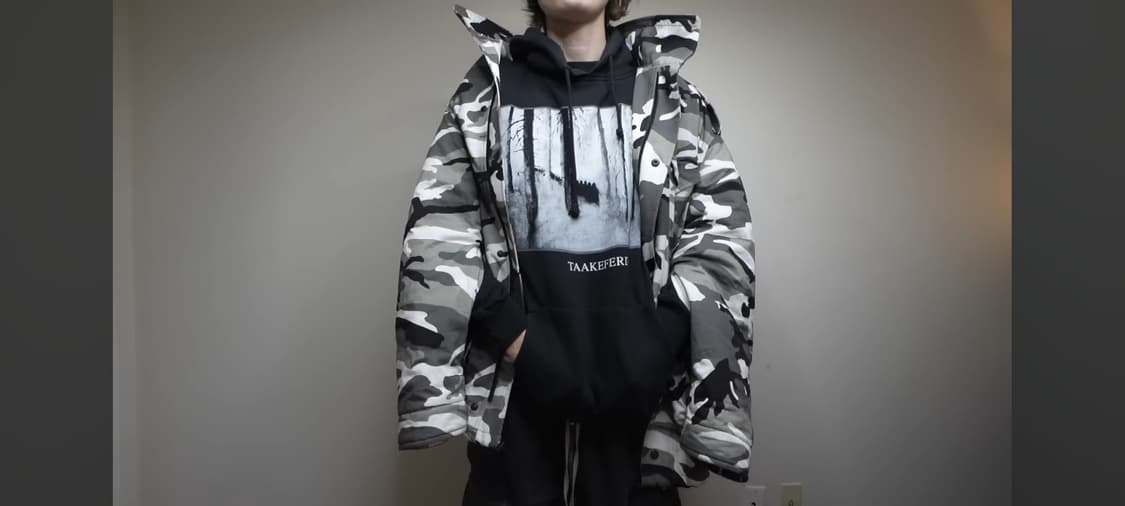 발렌시아가 오프숄더 오버사이즈 스노우 카모 파카 상품이미지6