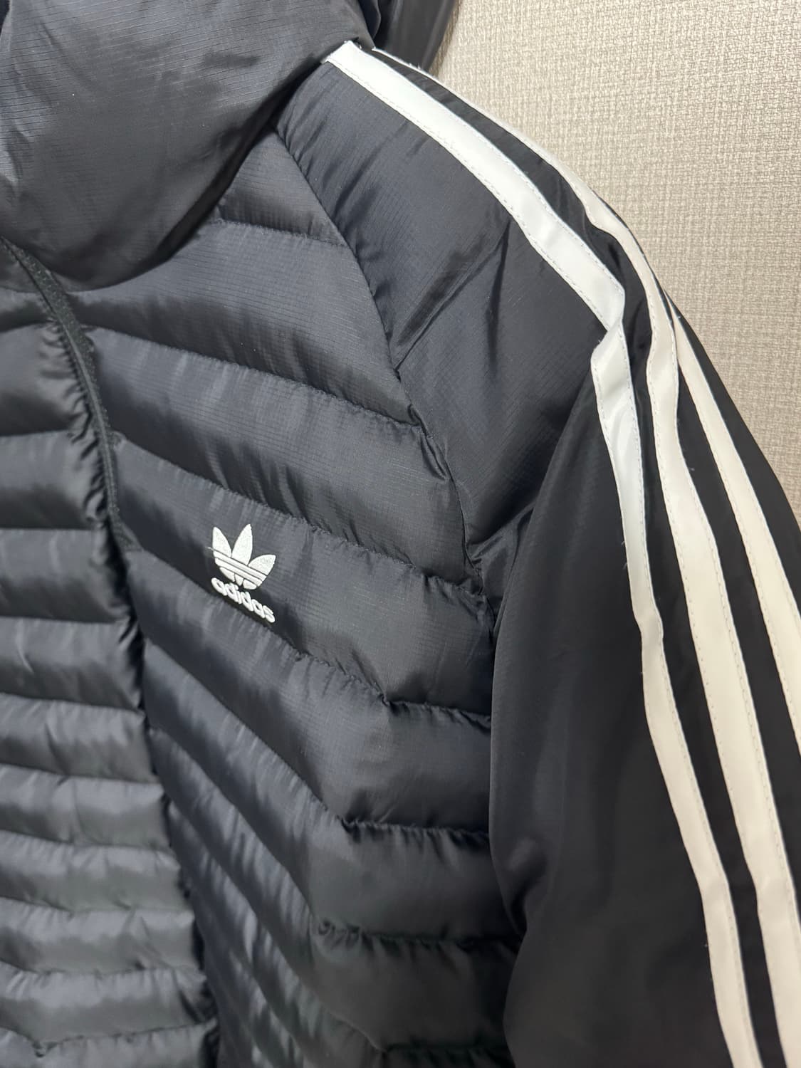 아디다스 경량패딩 상품이미지3