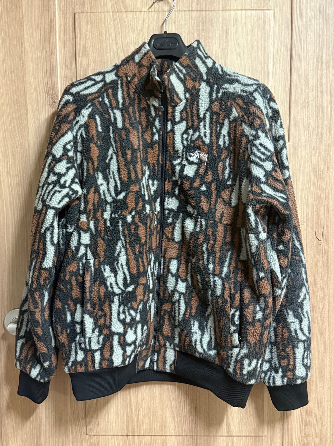스투시 트리바크 플리스 자켓 XL size 상품이미지3