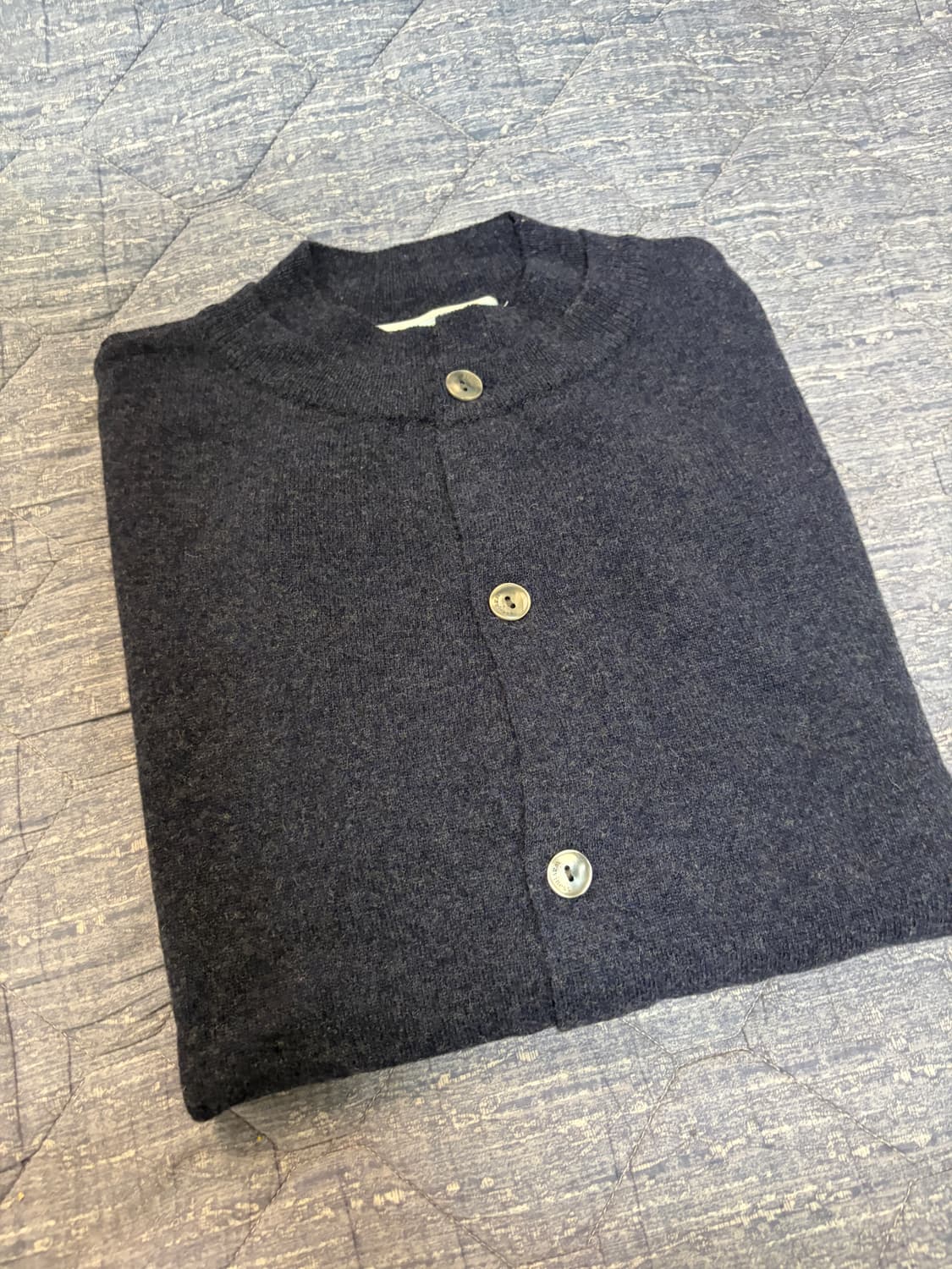 웨이비니스 더블프레임 라운드넥 가디건 네이비 1 상품이미지1