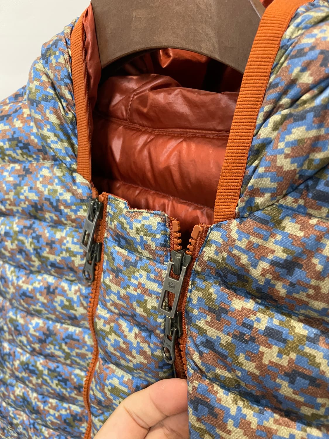 코오롱 멀티지퍼 디지털 카모 후드 패딩 상품이미지6