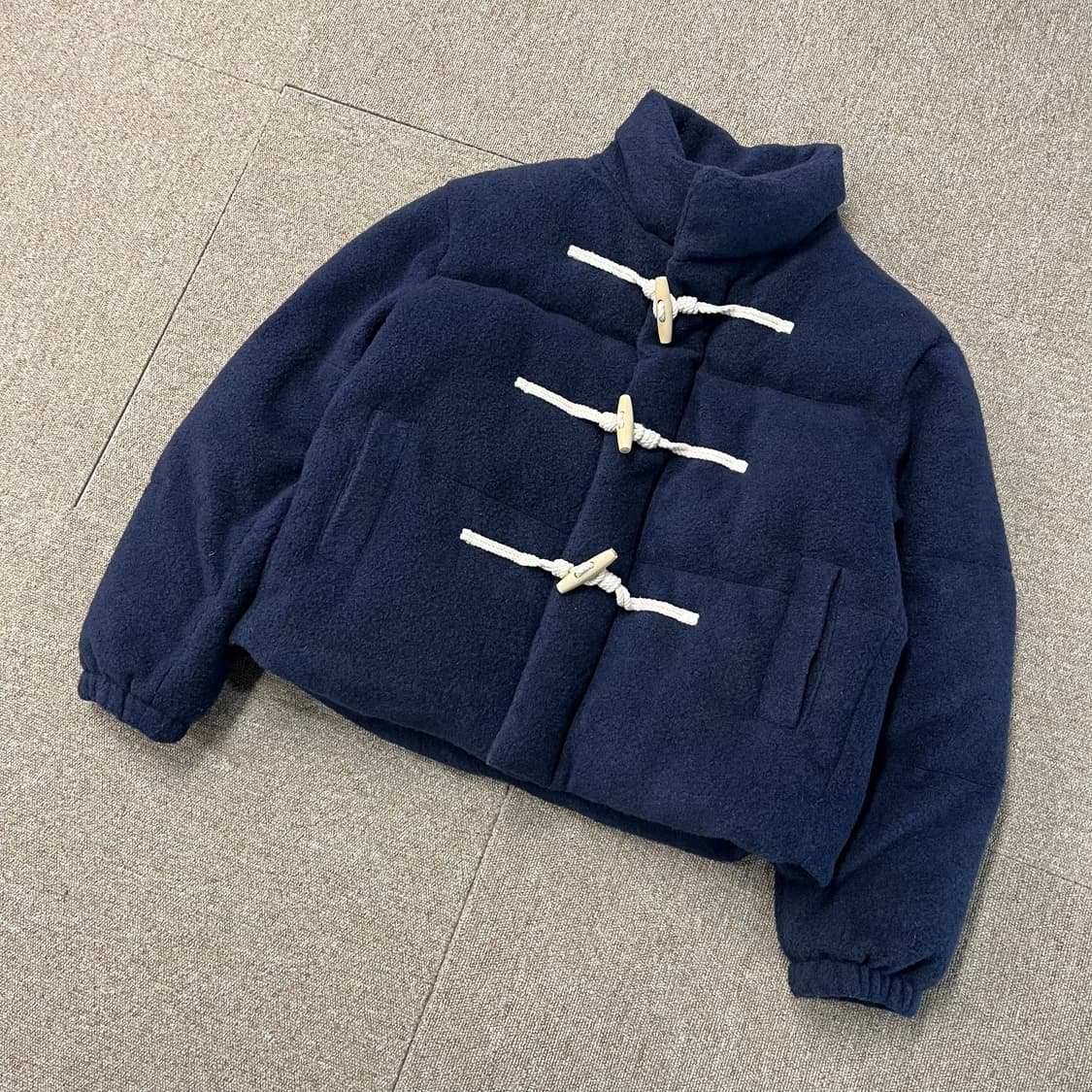 오아이오아이 부클 패딩 더플패딩 상품이미지1