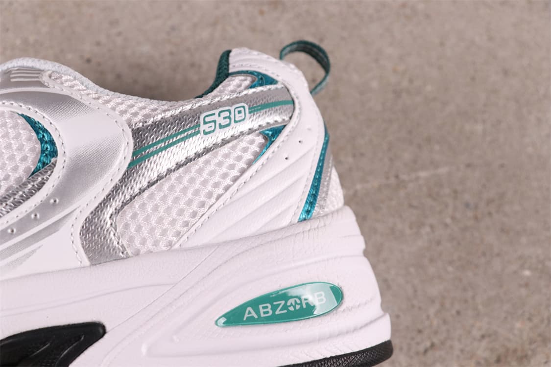 뉴발란스 530 Nb 운동화 커플룩 상품이미지8