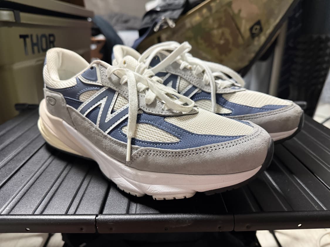 [260]뉴발란스 990v6 그레이 스웨이드 상품이미지1