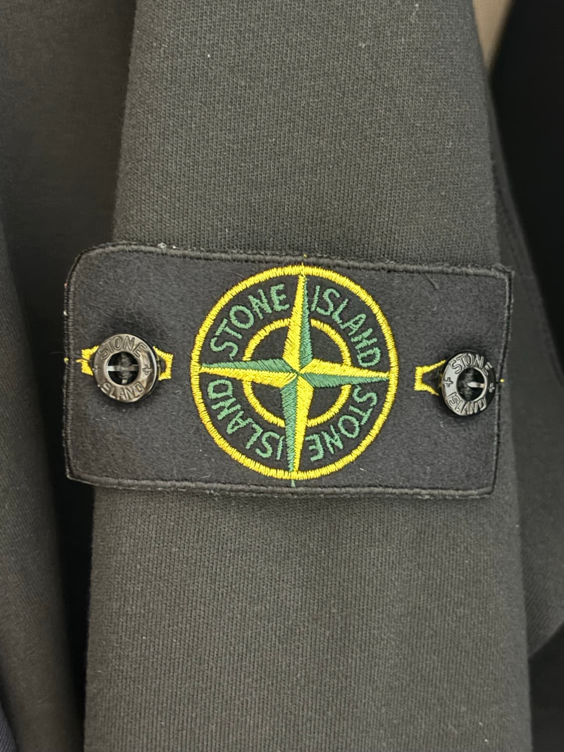 스톤아일랜드  26ss 맨투맨 L 상품이미지1