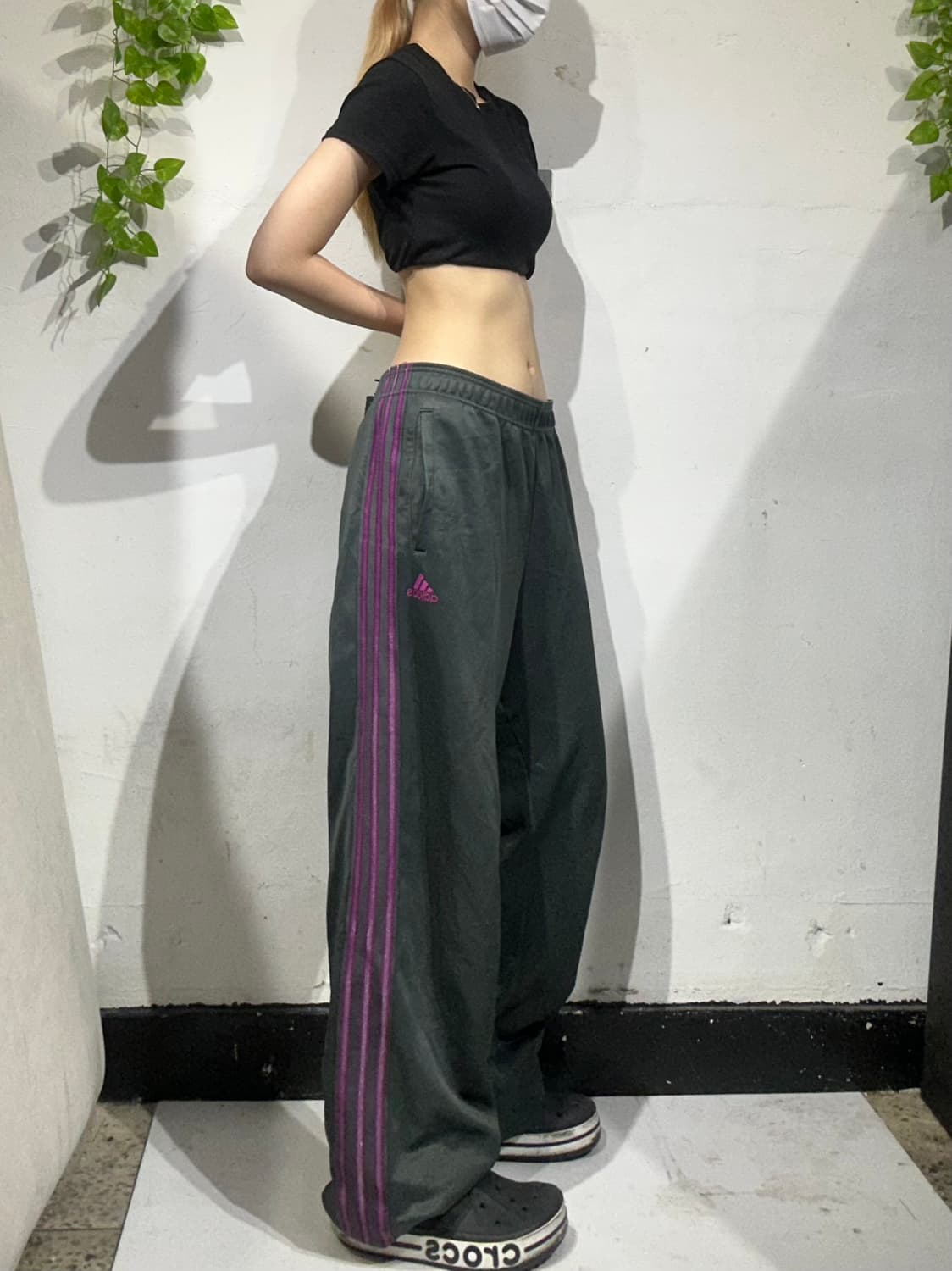 아디다스 차콜 퍼플 삼선 와이드 팬츠 L 상품이미지1