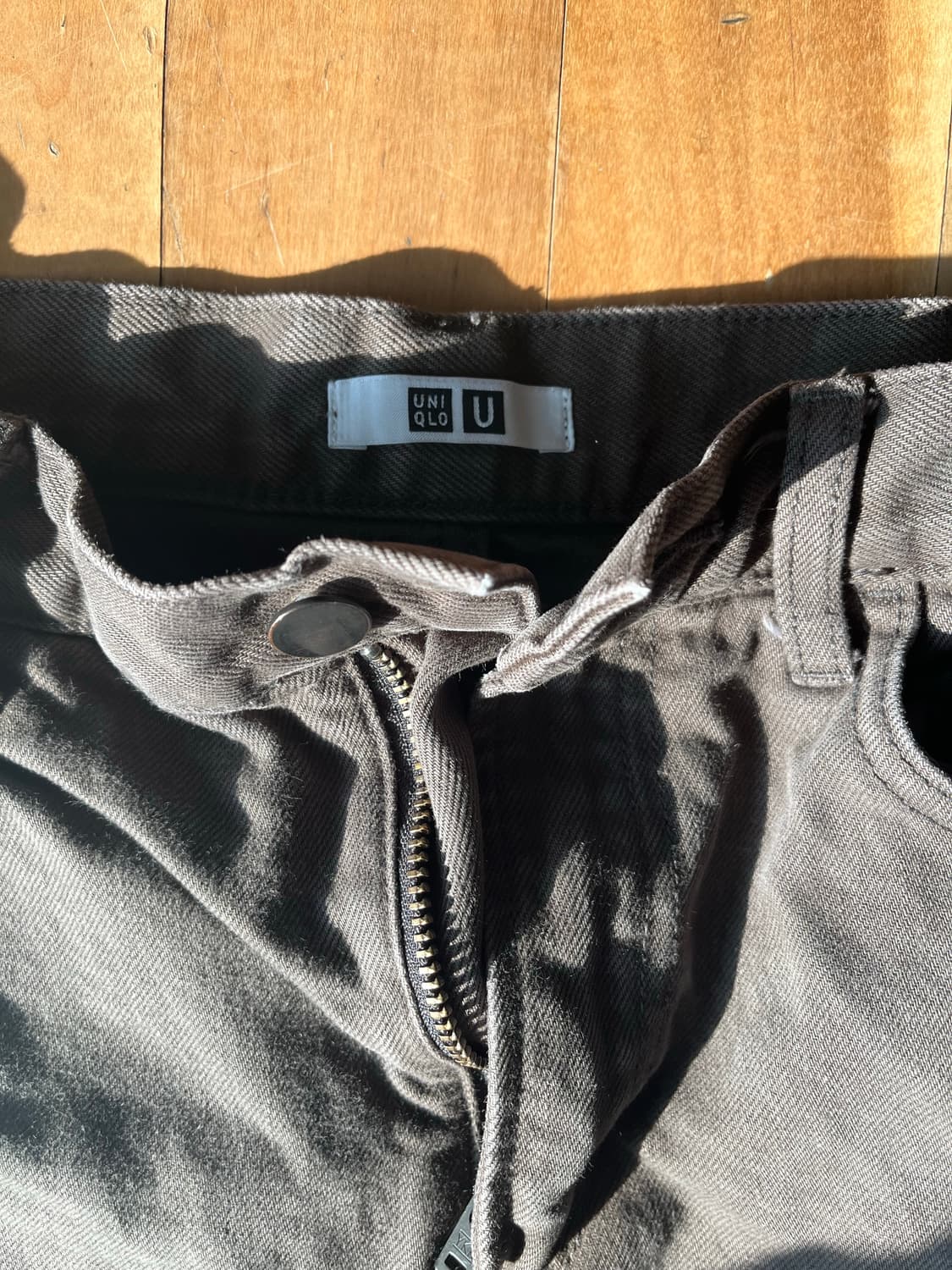 유니클로 u 레귤러피트 진 브라운그레이 31 상품이미지2