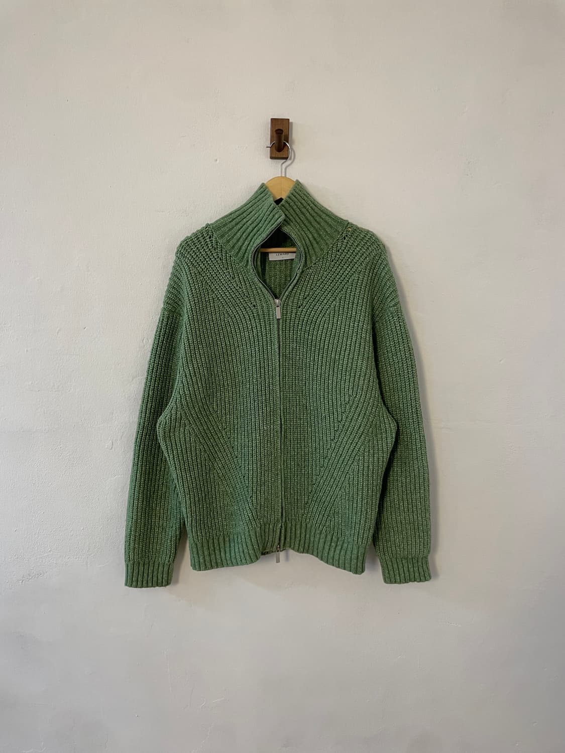 르마드 니트 집업  상품이미지1