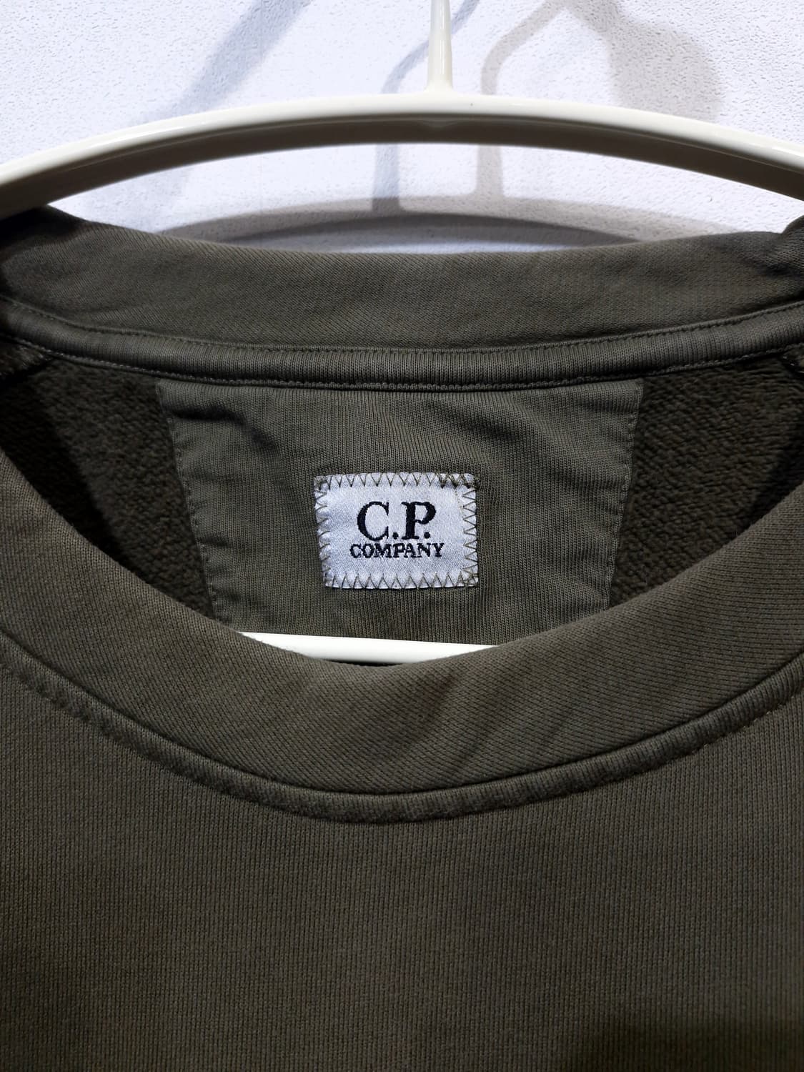씨피컴퍼니(CP Company)렌즈 와펜 맨투맨 상품이미지6