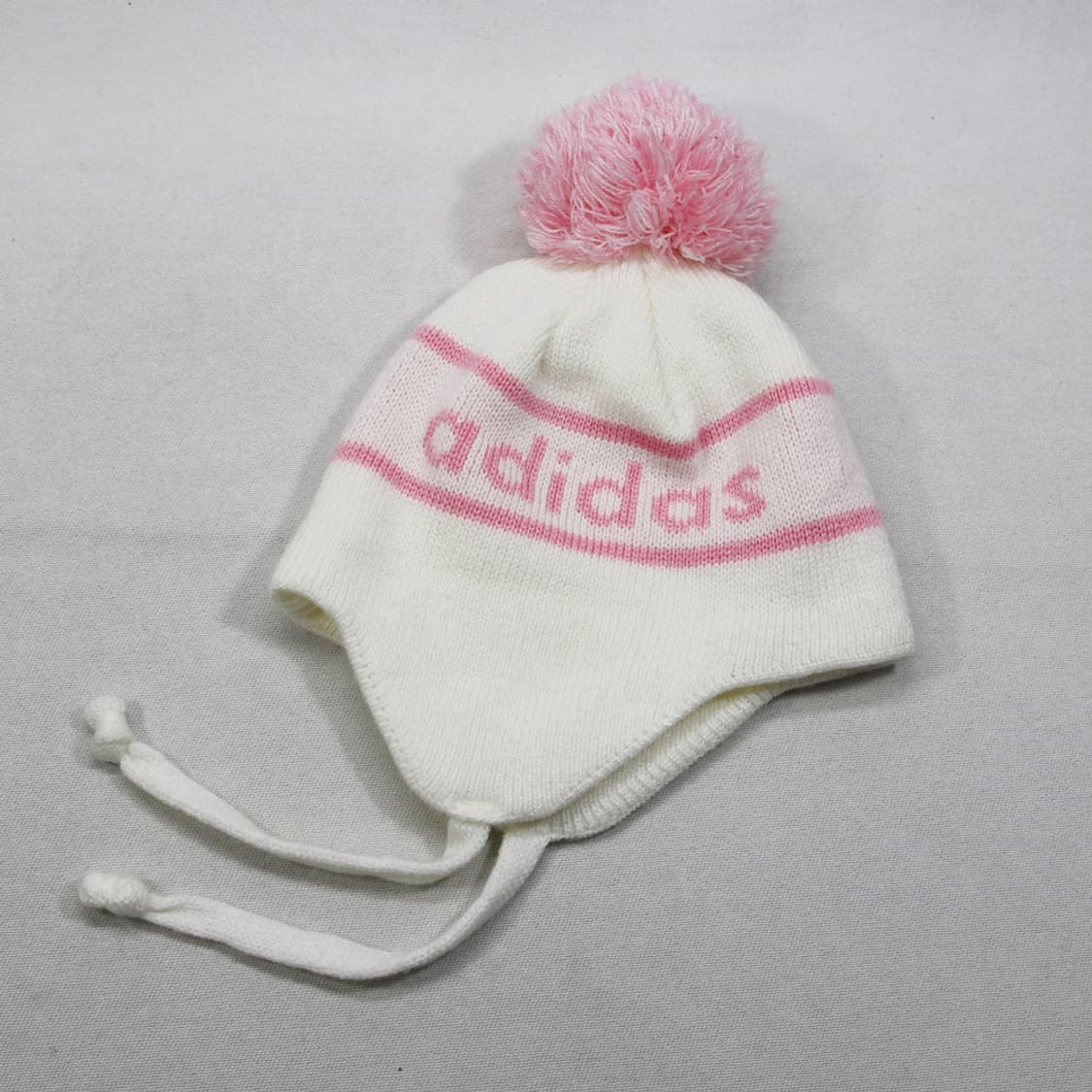 (착용컷) 아디다스 귀도리 방울 비니 (54~57cm) 상품이미지4