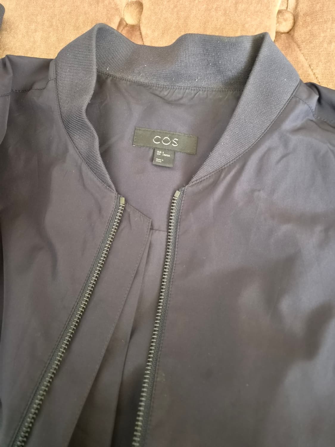 코스 COS 남성 네이비블루종점퍼 S사이즈 상품이미지6