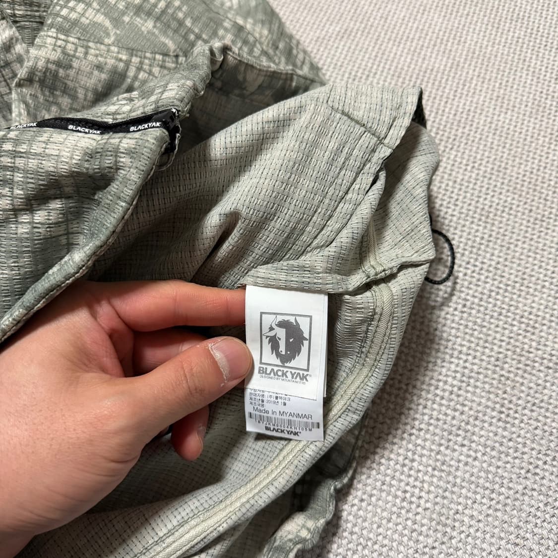 블랙야크 카모플라쥬 바람막이 자켓 상품이미지4