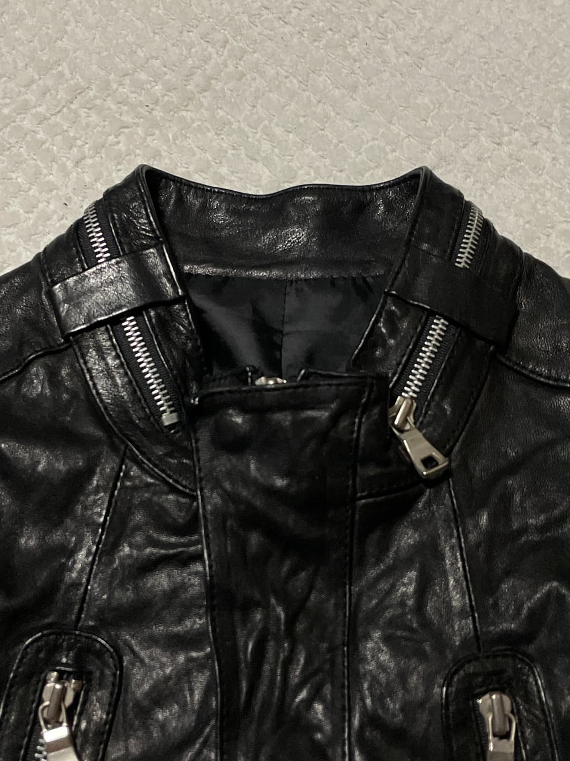 광희시장 웨스턴 무드 램스킨 양가죽 절개 레더 자켓  상품이미지4