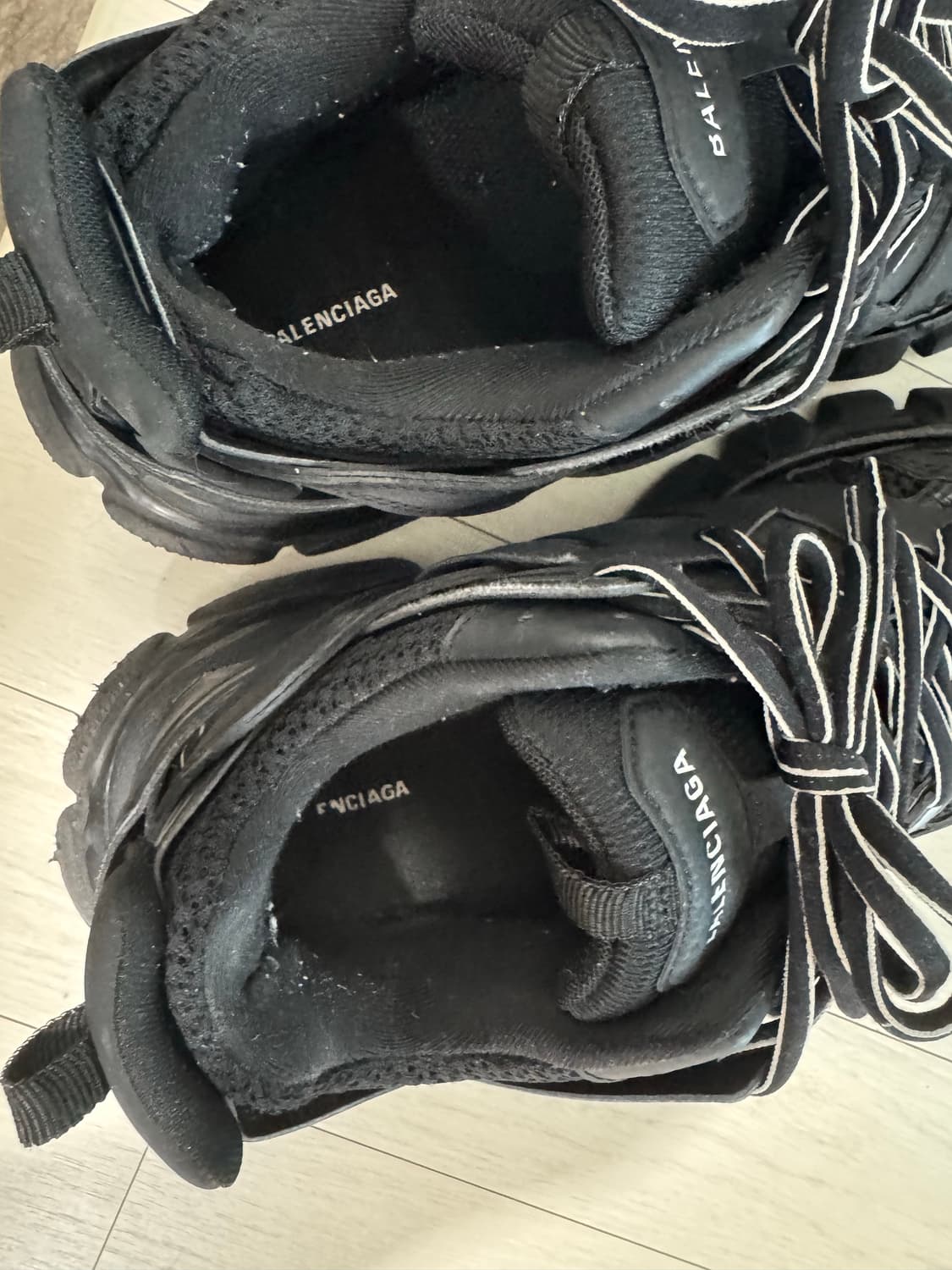 발렌시아가 트랙 슈즈 41 상품이미지3