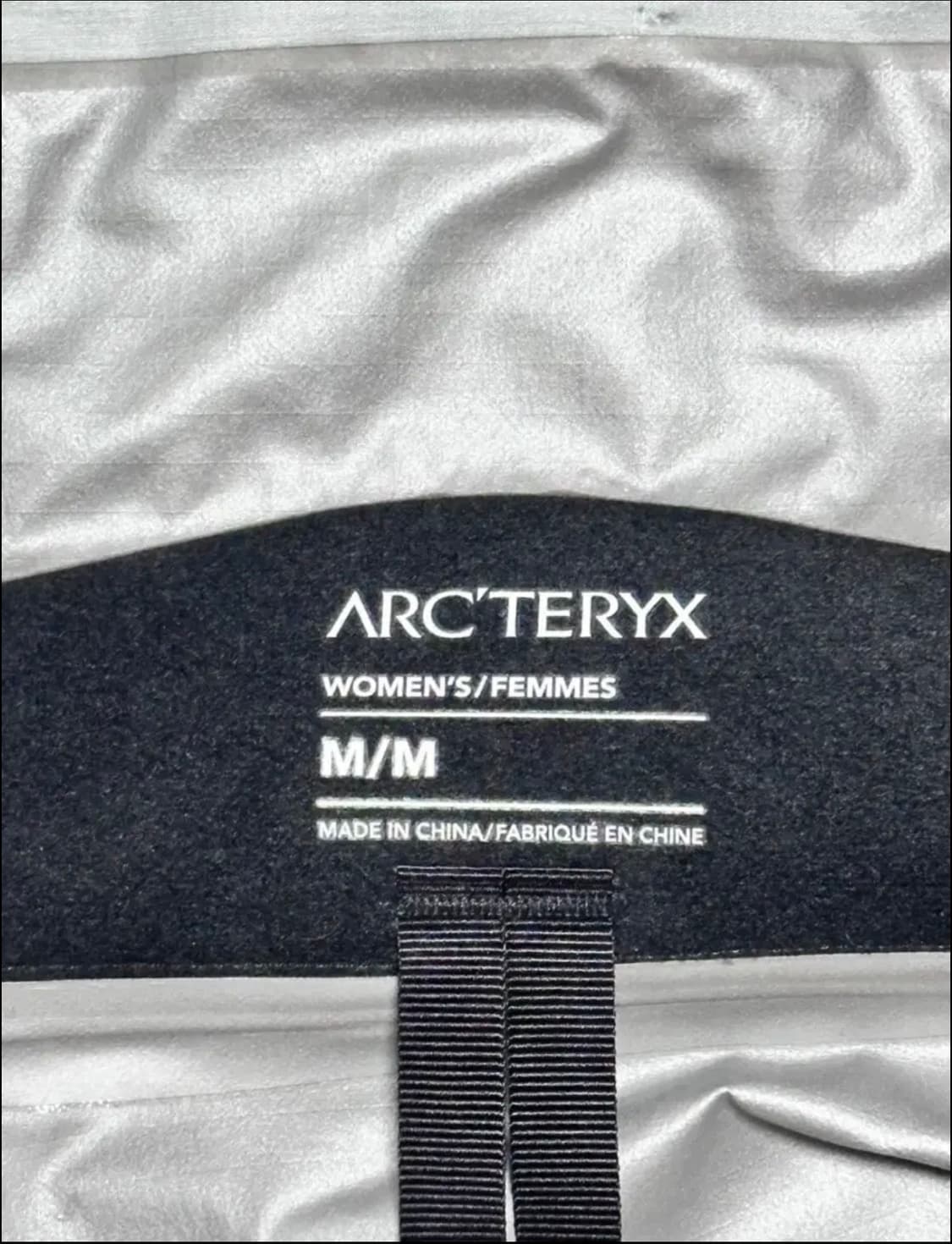 아크테릭스 고어텍스 자켓 상품이미지2