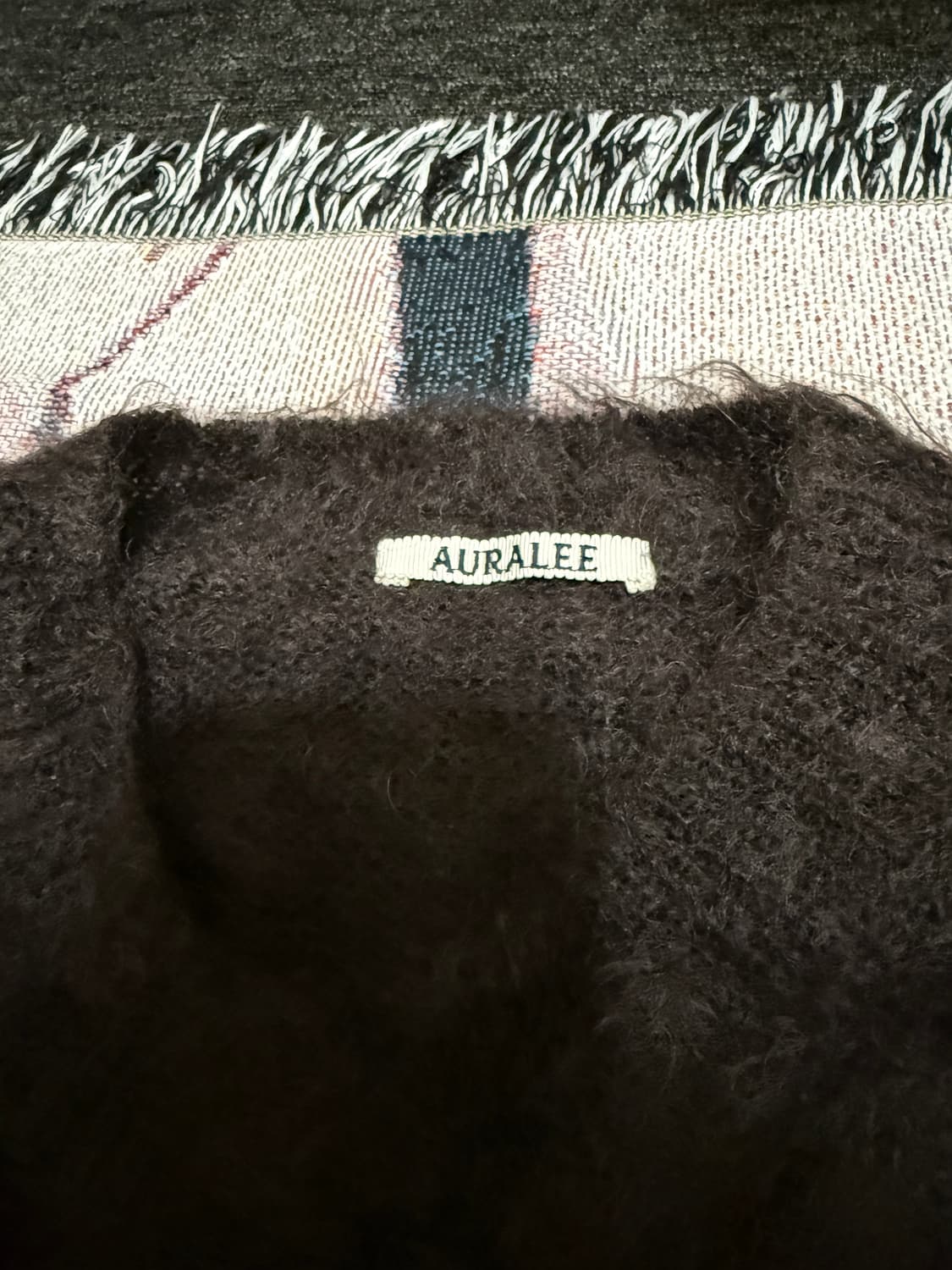 [4] 오라리 브러쉬드 슈퍼키드 모헤어 니트 다크브라운 상품이미지2