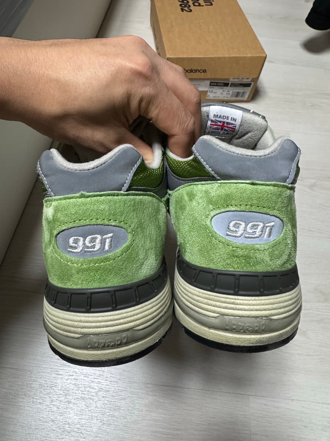 뉴발란스 991 브라이트 그린 280 상품이미지4