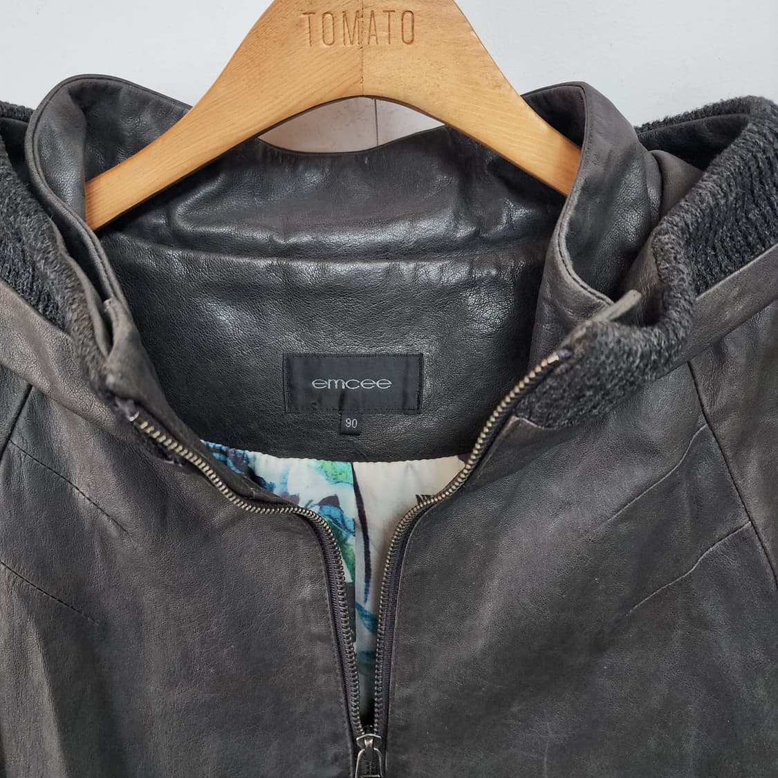 엠씨 후드 가죽 롱 코트 블랙 상품이미지2