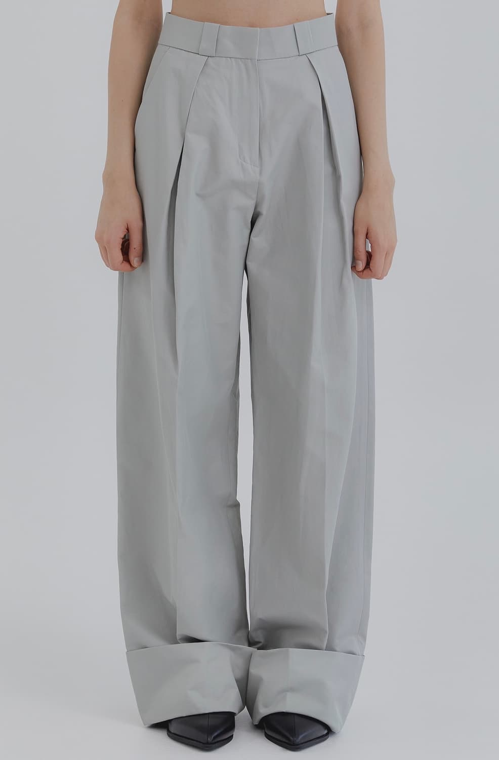 트리밍버드 Roll-up Inverted Pleats Pants 상품이미지1