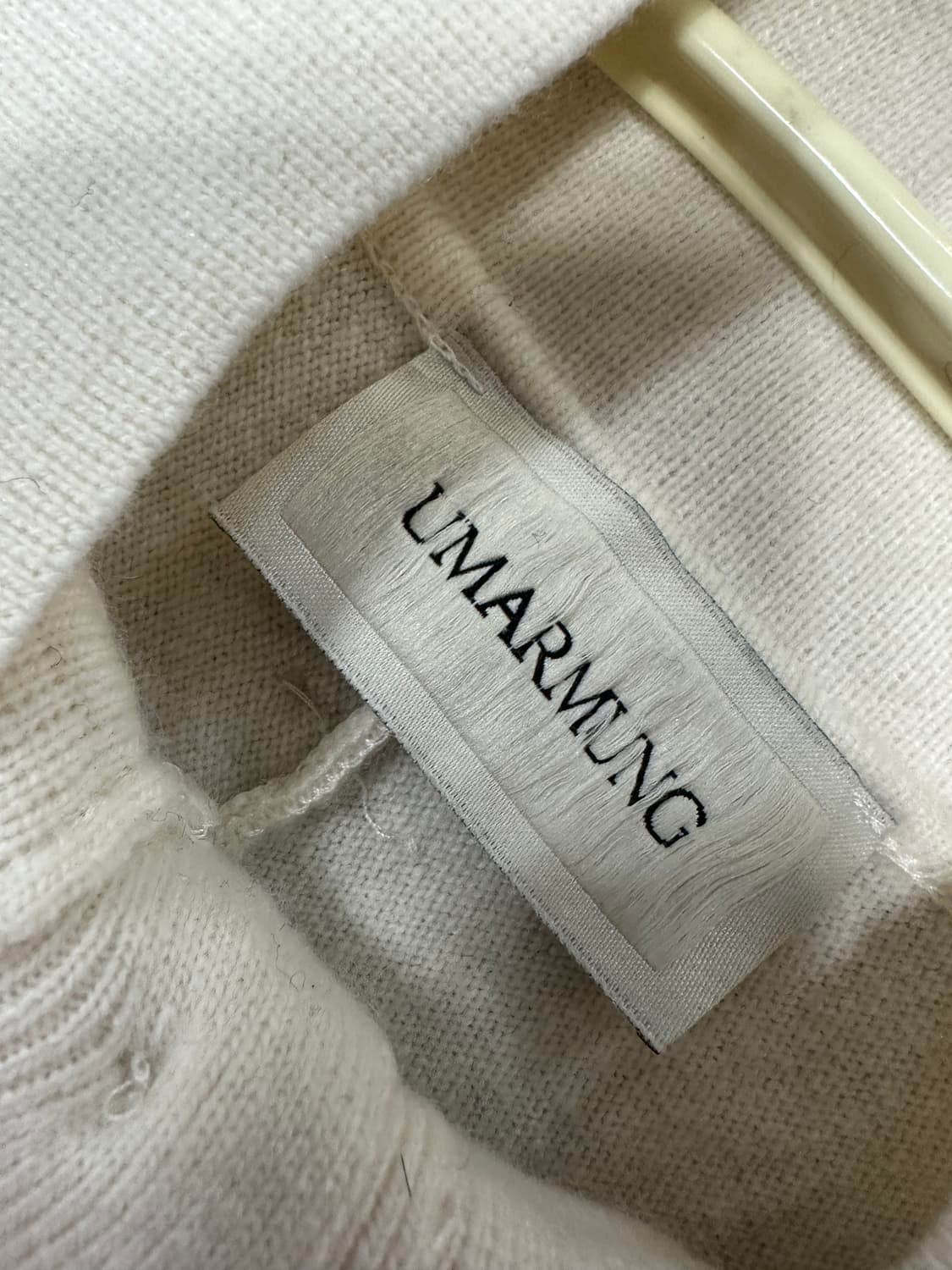 우마뭉 울캐시미어 남여공용 니트 상품이미지7