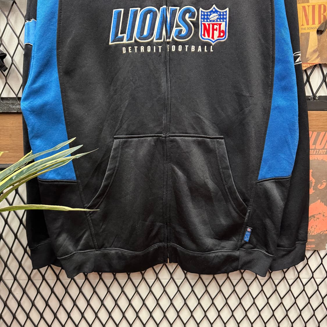 00s 리복 X NFL 후드 집업 라이언즈 자수 빅로고 블루 블랙 상품이미지4