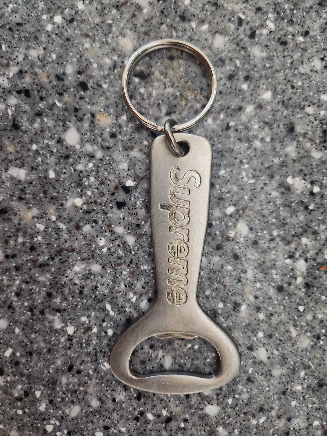 슈프림 보틀 오프너 키링 실버 - 24FW 상품이미지1