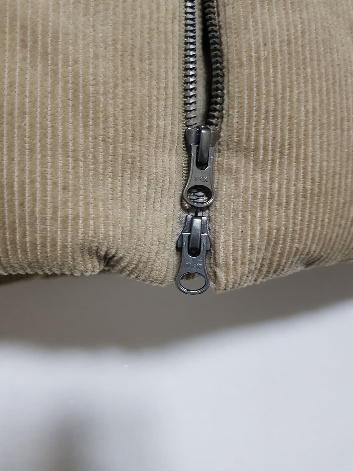 무신사 스탠다드 푸퍼 코듀로이 패딩 베이지 상품이미지3