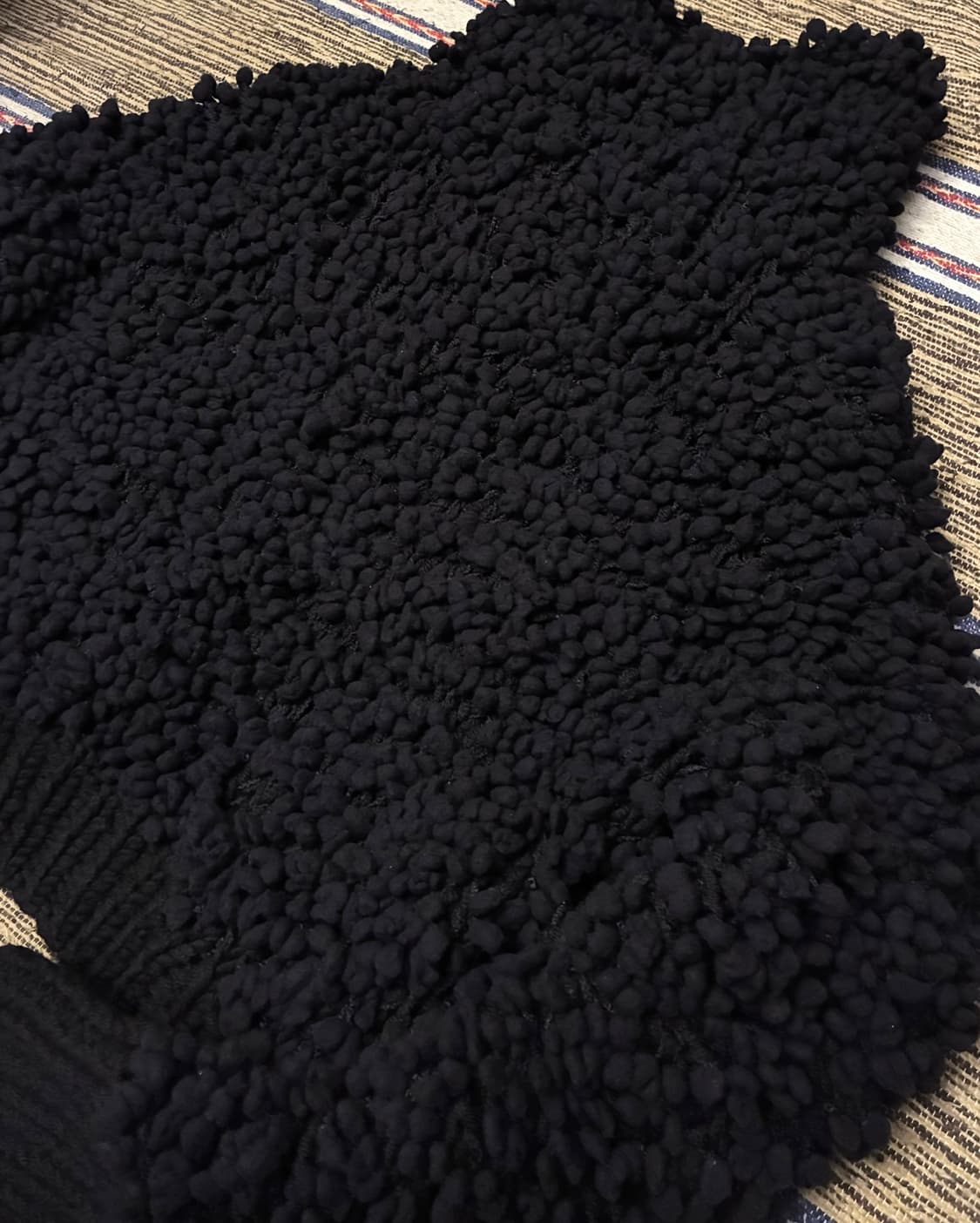 (XS)MM6 메종 마르지엘라 크롭 부클레 니트 가디건 블랙 상품이미지7