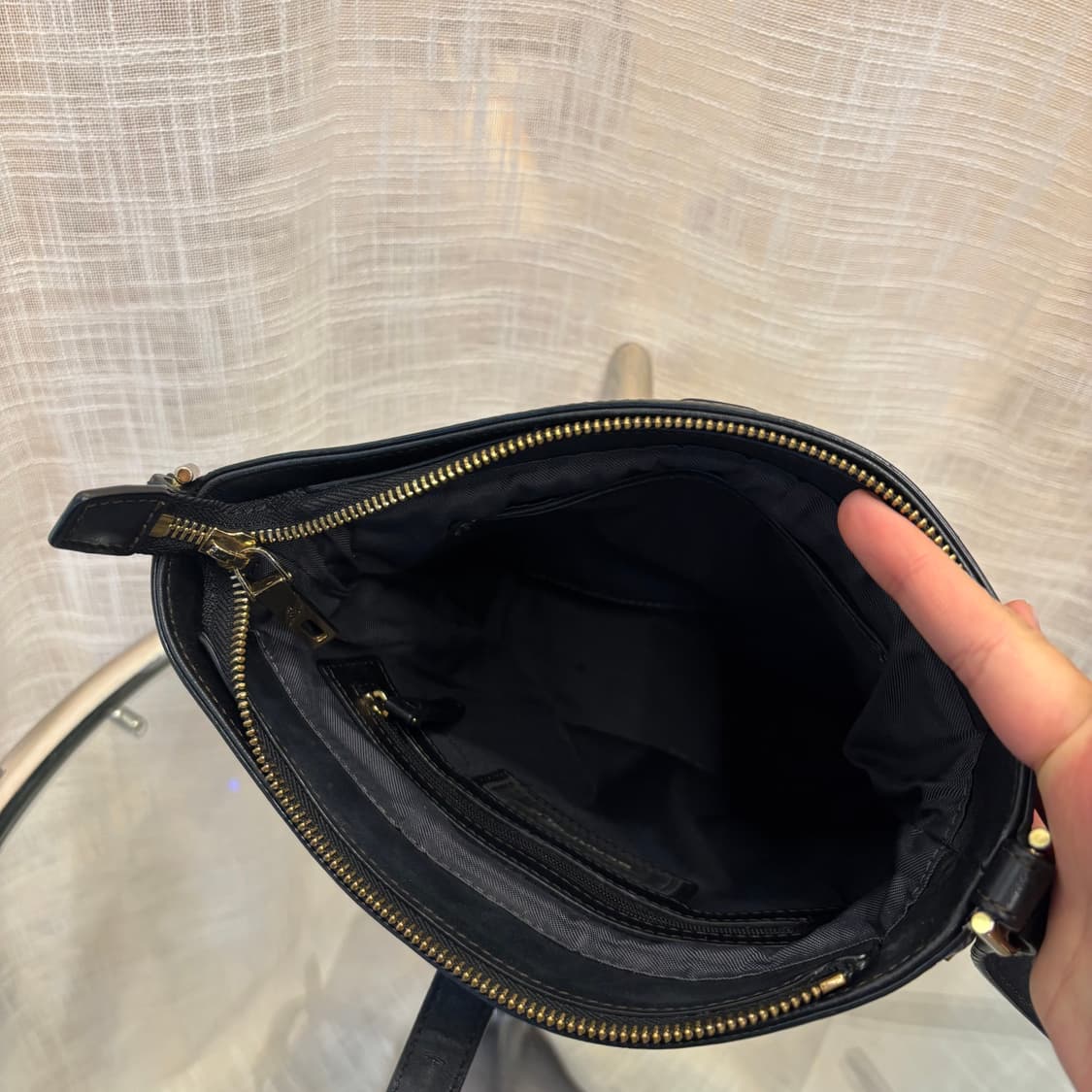 정품 빈폴 소가죽 버킷 크로스백     상품이미지7