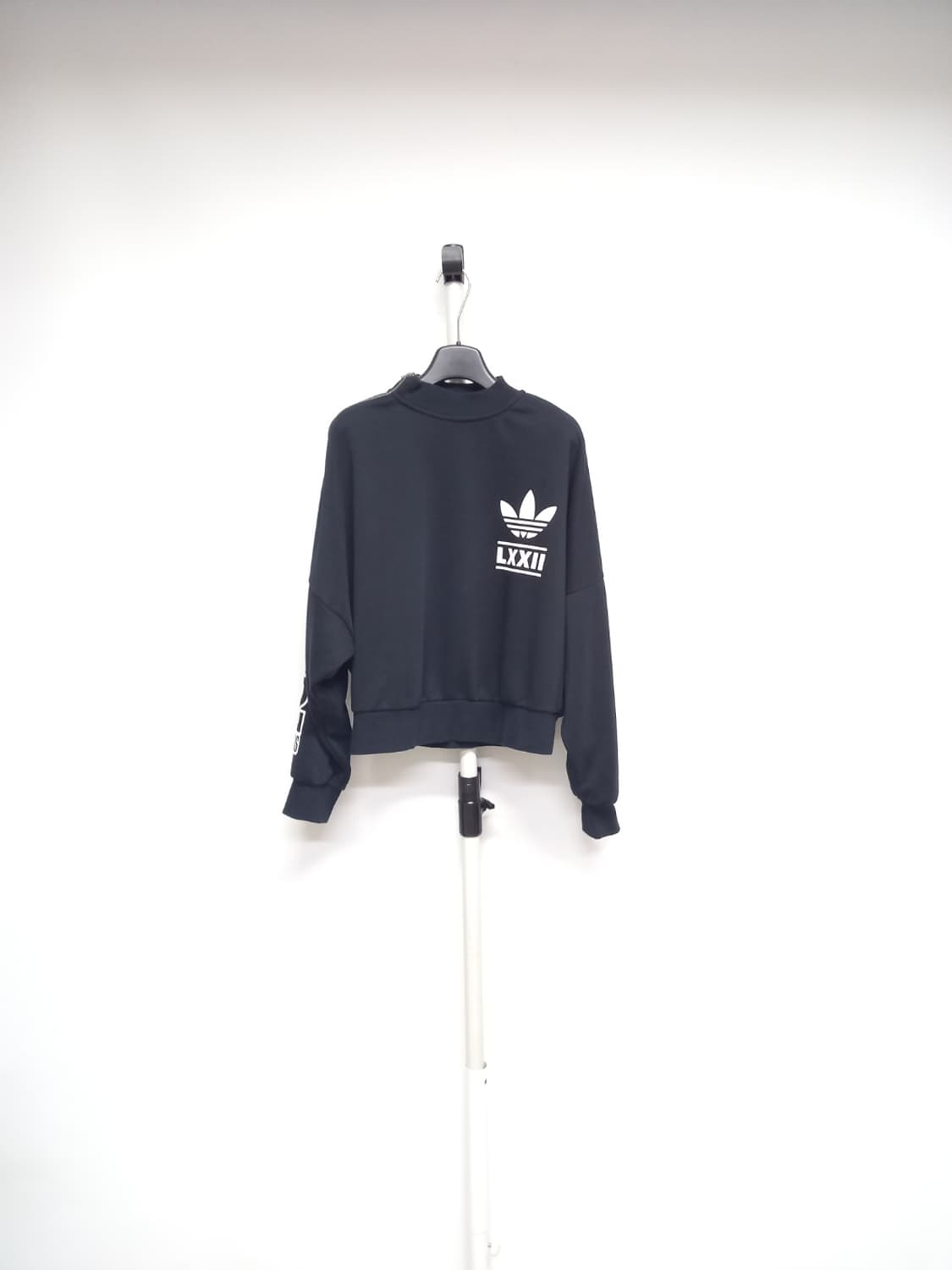 아디다스 춘추동 루즈박시핏 맨투맨 66.77 상품이미지1