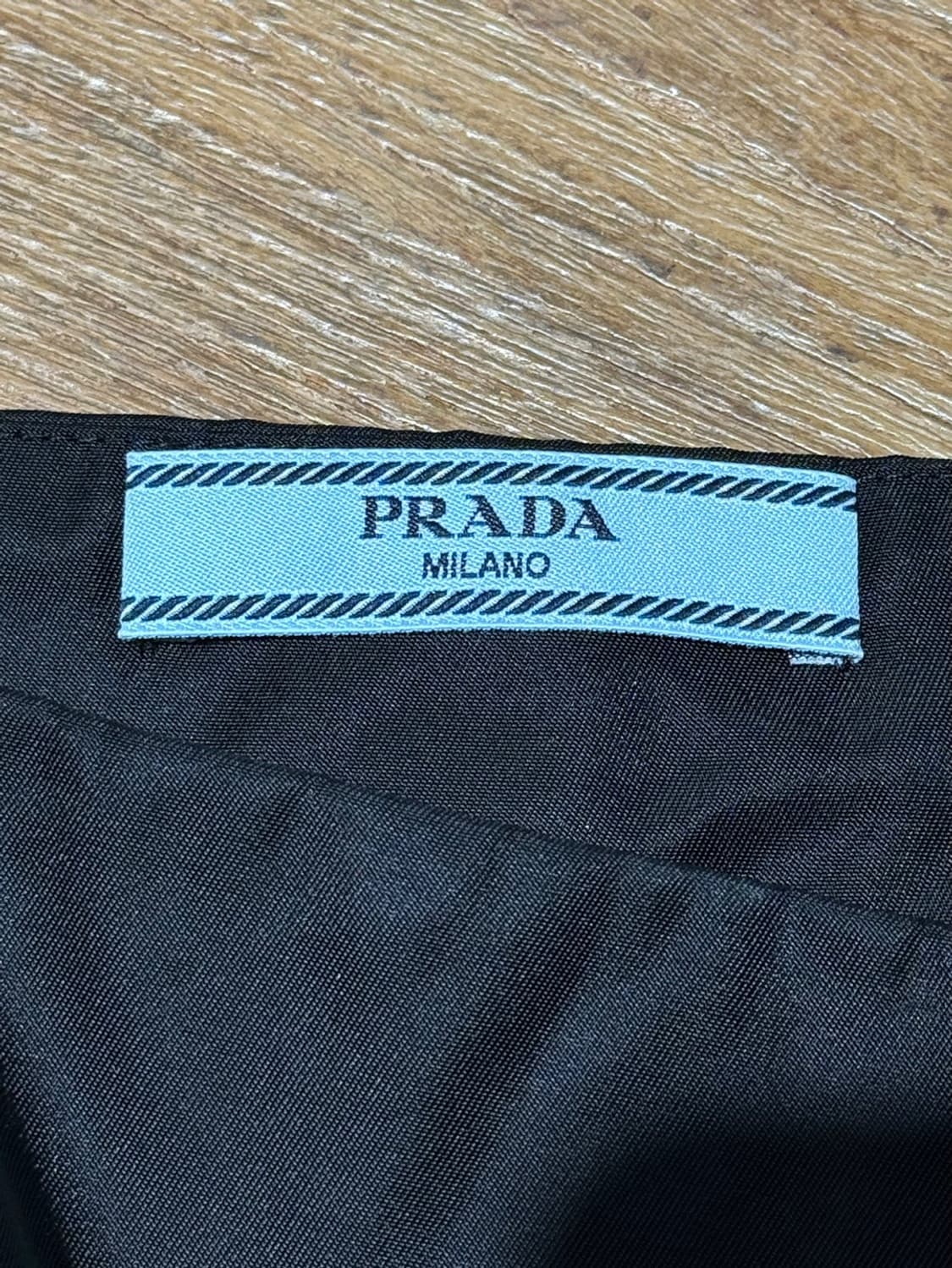 프라다 블랙 리나일론 울 플리츠 버클 드레스 상품이미지7