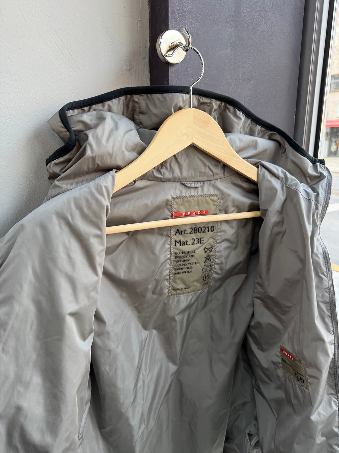 40/ 프라다 스포츠 레드탭 나일론 패딩점퍼 상품이미지6