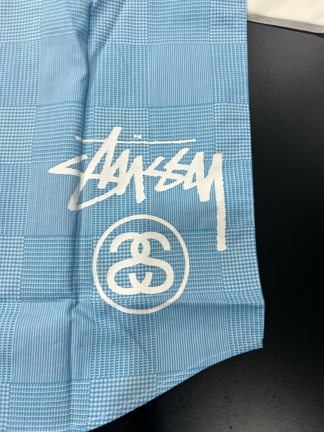 스투시 아카이빙 그래픽 로고셔츠  상품이미지4