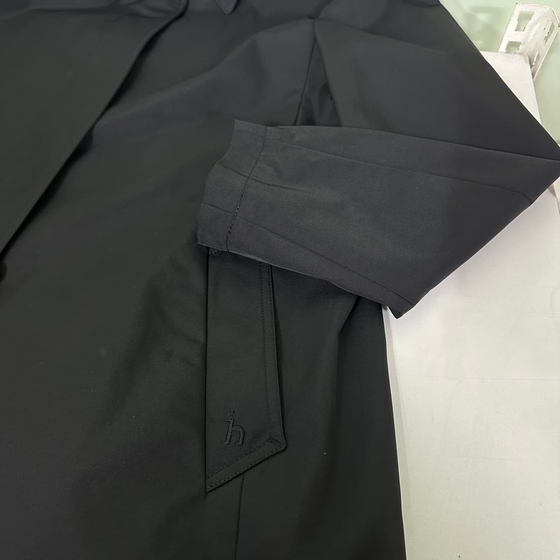 우먼M 헤지스 블랙 싱글 레인 트렌치코트 상품이미지3