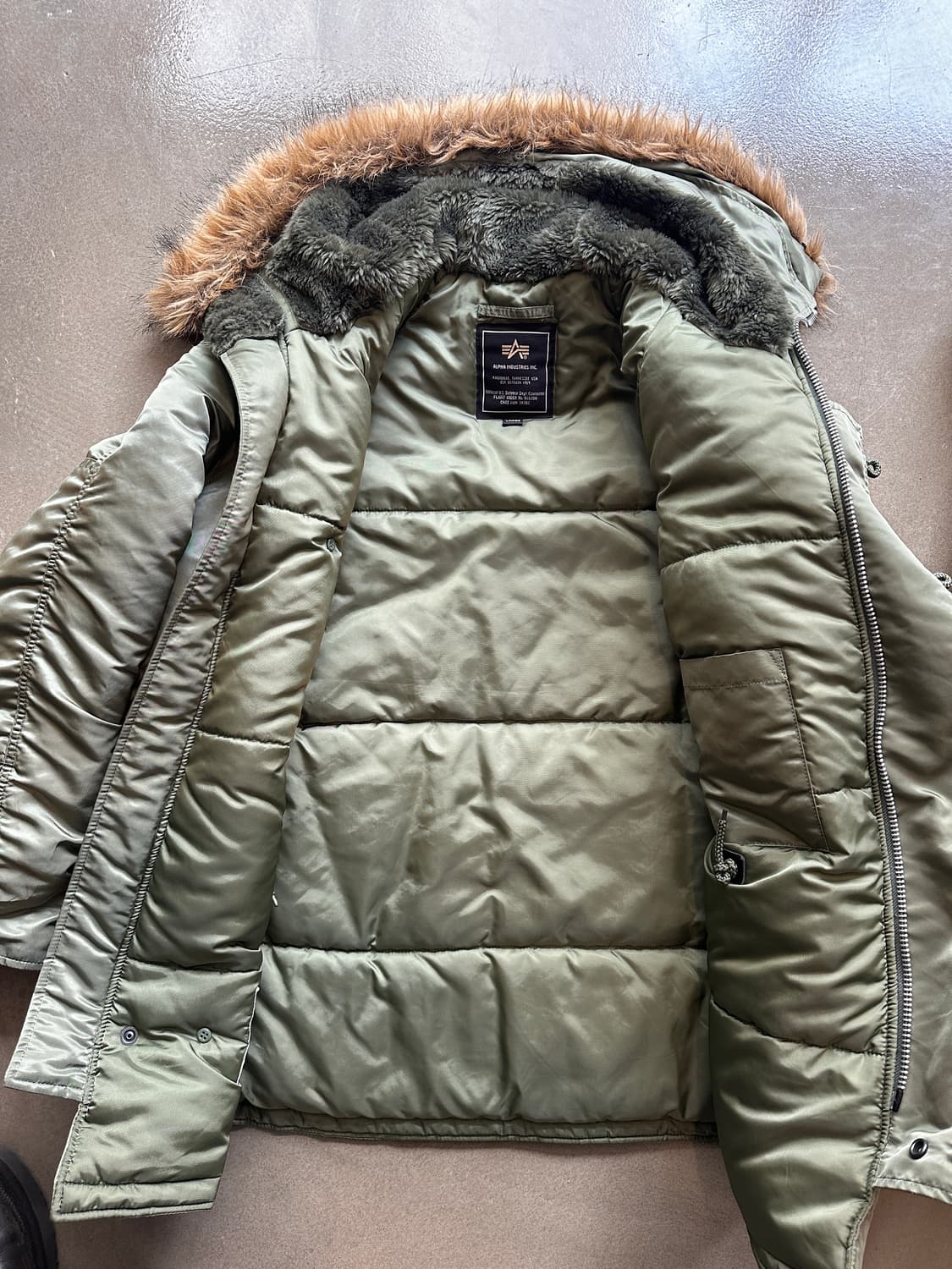 알파인더스트리 n3b 세이지그린 상품이미지2