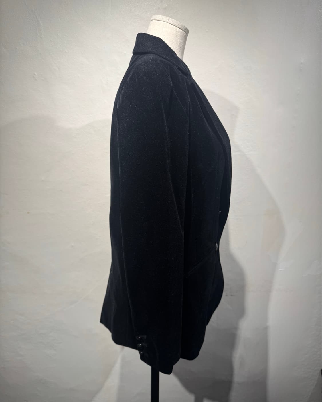 ”Comfort basic“ Black velvet blazer  상품이미지2