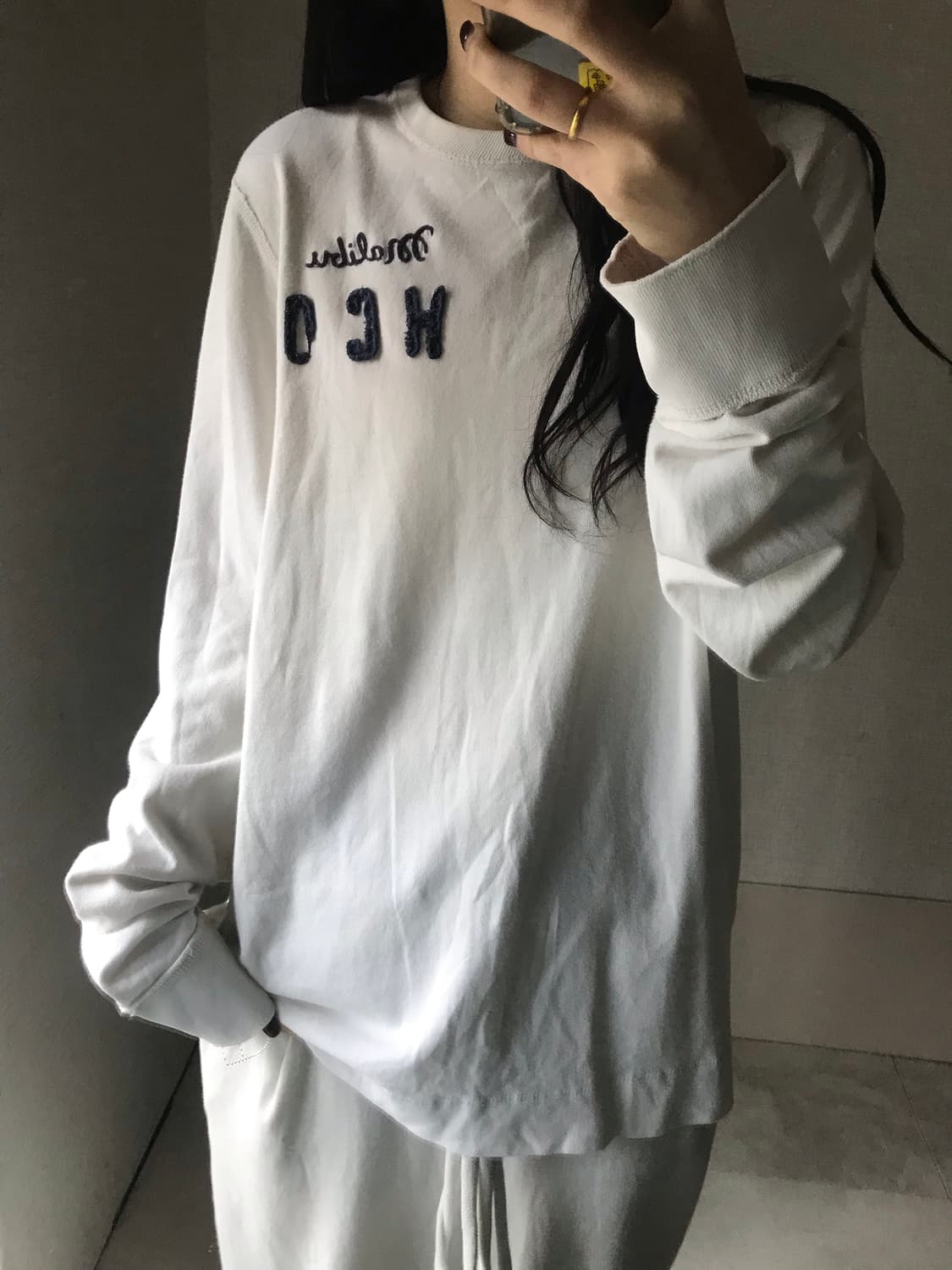 홀리스터 아이보리 빅로고 롱슬리브 상품이미지2