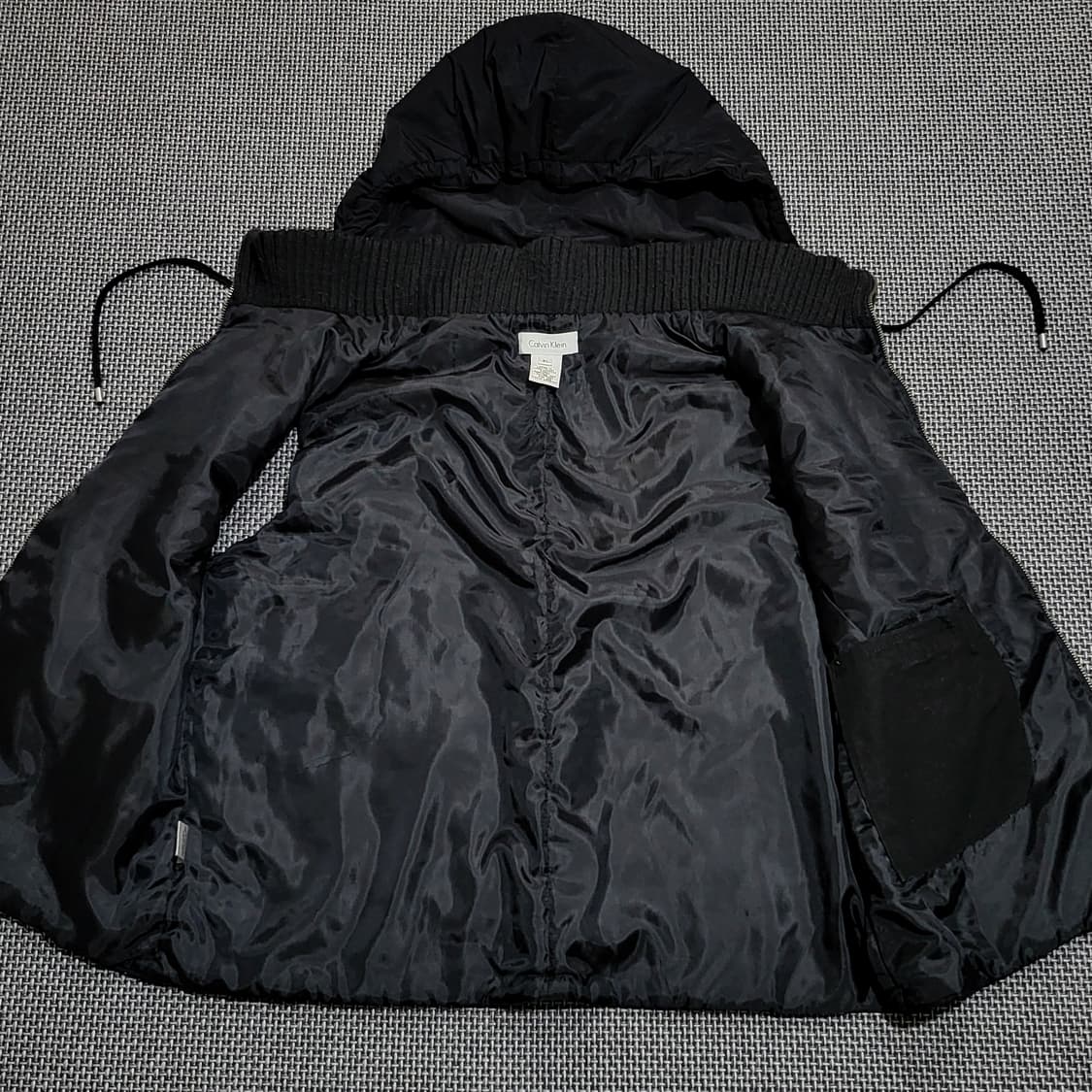 90s 공용 캘빈클라인 후드 조끼 베스트 블랙 (XL/100) 상품이미지2