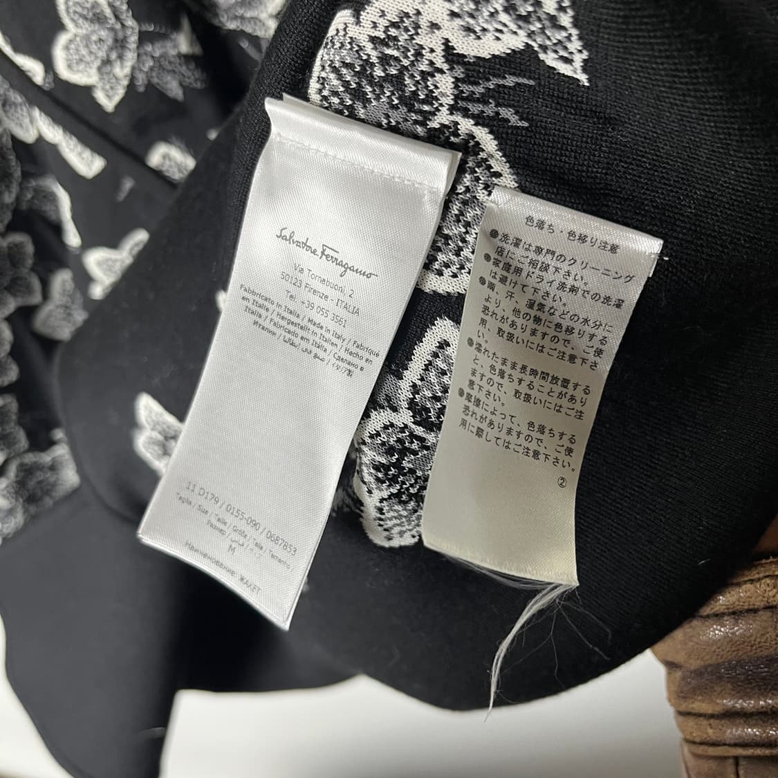 [Ferragamo] 살바토레 페라가모 플로럴 케이프 울 가디건 상품이미지6