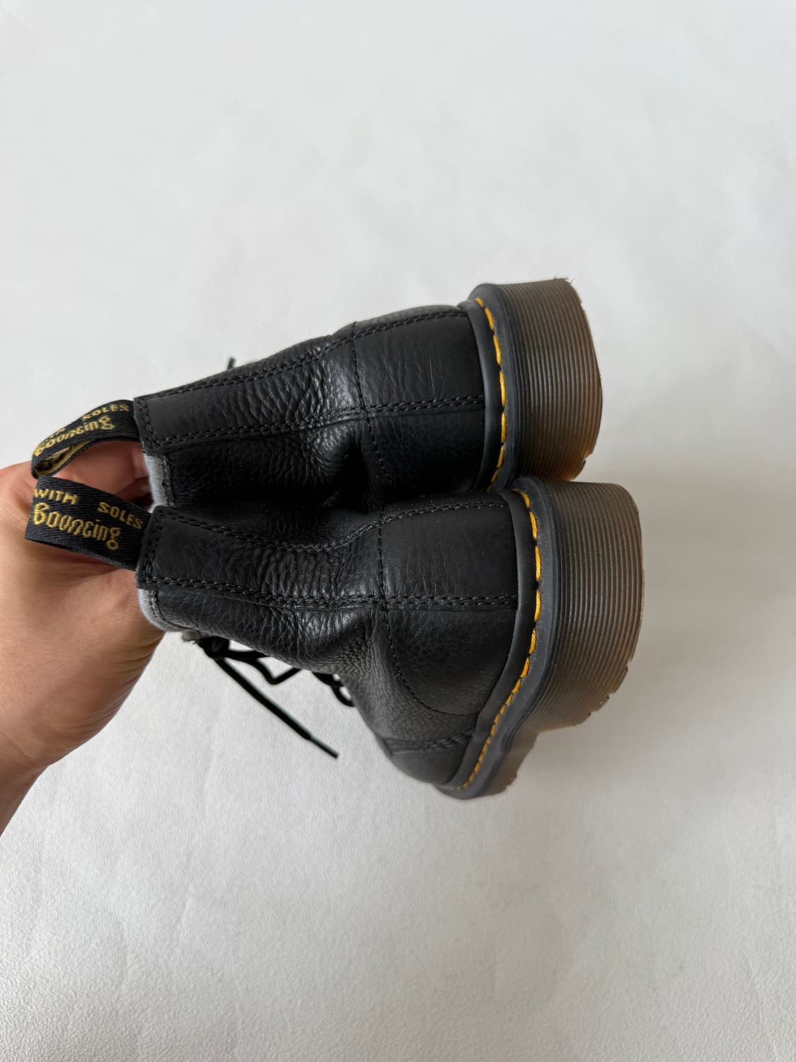 [UK4, 230]닥터마틴(Dr.Marten) 6홀 레더 부츠 상품이미지8