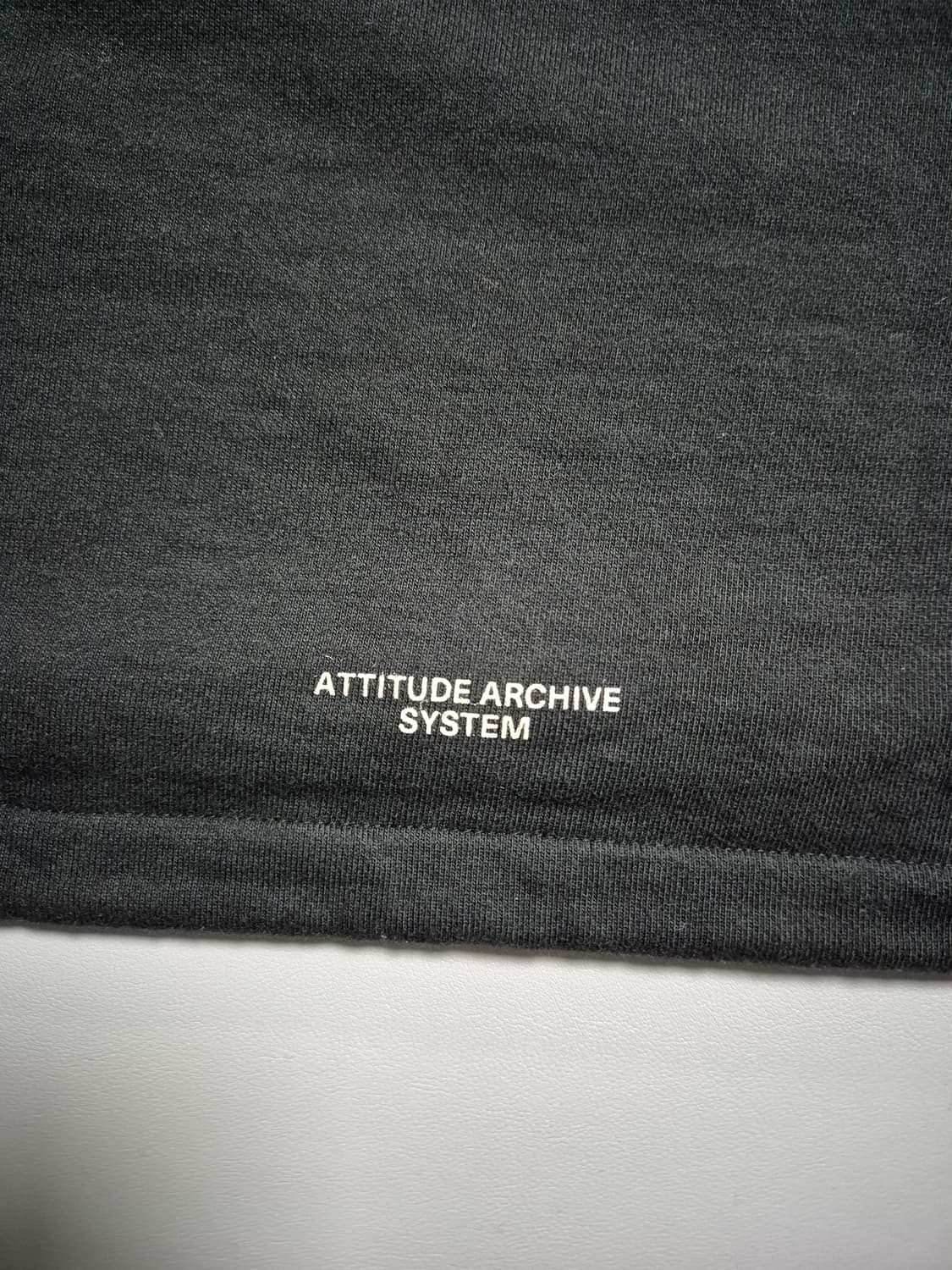 시스템옴므 백프린팅 맨투맨 105 블랙 상품이미지4