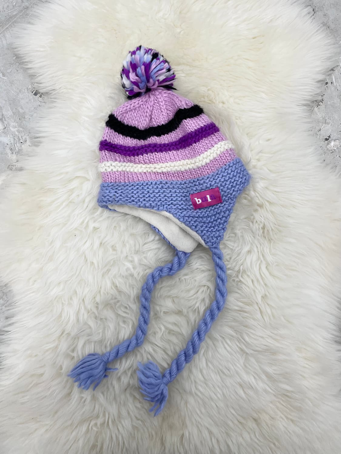 스트라이프 캔디 이어플랩 방울 비니 상품이미지1