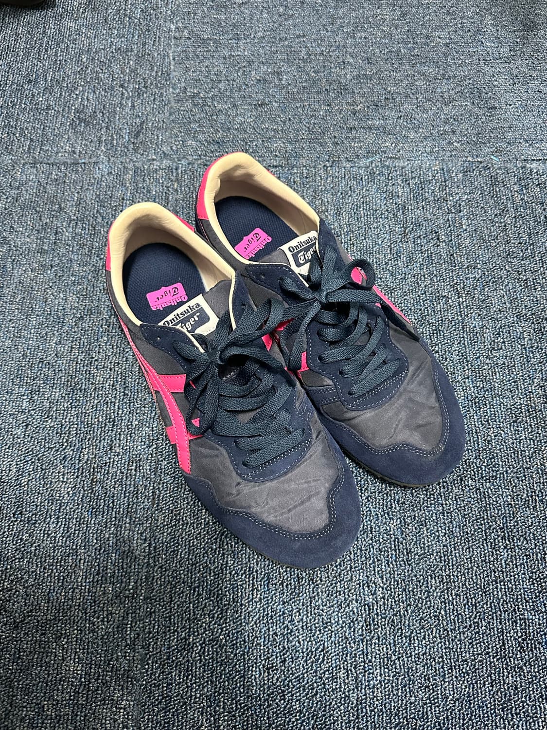 오니츠카 타이거 세라노 미드나잇 드래곤 프루트 상품이미지1